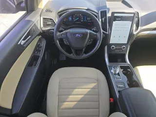 Ford Edge 2022 AWD SE 4dr Crossover