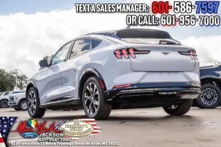 Ford Mustang Mach-E 2023 Premium 4dr SUV