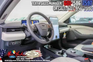 Ford Mustang Mach-E 2023 Premium 4dr SUV