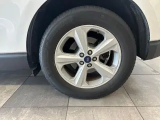 Ford Edge 2018 AWD SE 4dr Crossover