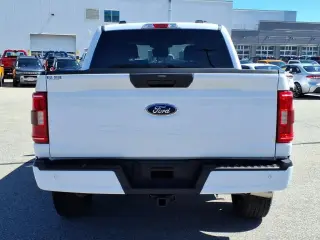 Ford F-150 2022 4x4 XLT 4dr SuperCrew 5.5 ft. SB