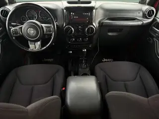 Jeep Wrangler Unlimited 2013 4x4 Sport 4dr SUV
