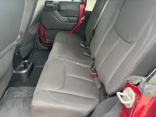 Jeep Wrangler Unlimited 2013 4x4 Sport 4dr SUV