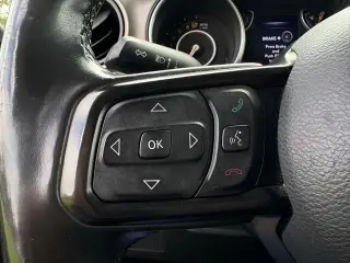 Jeep Wrangler Unlimited 2018 4x4 Sport 4dr SUV (midyear release)