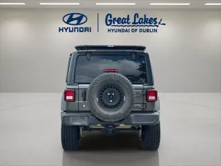 Jeep Wrangler Unlimited 2018 4x4 Sport 4dr SUV (midyear release)