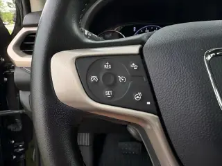 GMC Acadia 2020 Denali 4dr SUV