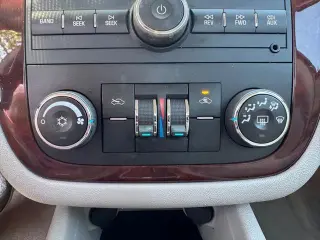 Chevrolet Impala 2009 LS 4dr Sedan