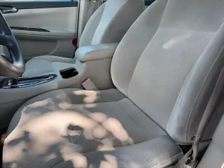 Chevrolet Impala 2009 LS 4dr Sedan