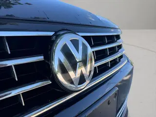 Volkswagen Passat 2017 1.8T R-Line 4dr Sedan