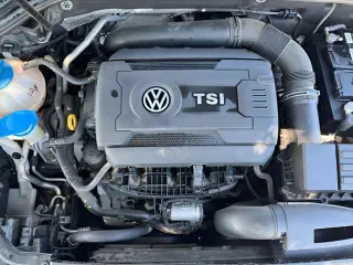 Volkswagen Passat 2017 1.8T R-Line 4dr Sedan