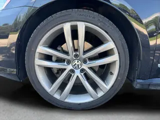 Volkswagen Passat 2017 1.8T R-Line 4dr Sedan