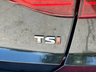 Volkswagen Passat 2017 1.8T R-Line 4dr Sedan