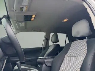 Toyota 4Runner 2023 4x4 SR5 4dr SUV