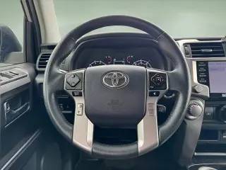 Toyota 4Runner 2023 4x4 SR5 4dr SUV