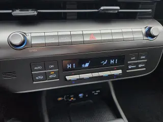 Hyundai KONA 2026 AWD SEL Sport 4dr SUV