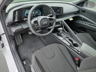 Hyundai ELANTRA 2026 SEL Sport 4dr Sedan