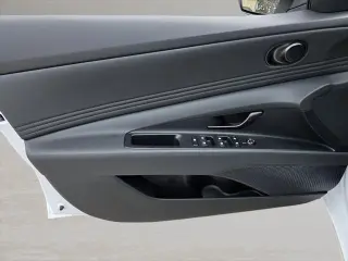 Hyundai ELANTRA 2026 SEL Sport 4dr Sedan