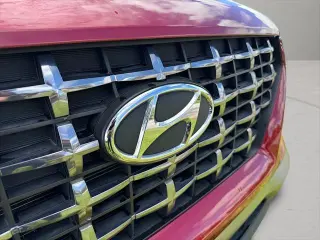 Hyundai VENUE 2024 Limited 4dr Crossover