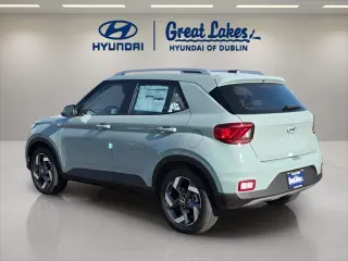 Hyundai VENUE 2026 SEL 4dr Crossover w/Two-Tone Roof