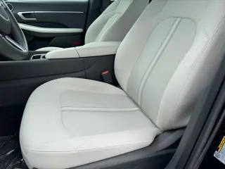 Hyundai SONATA Hybrid 2025 SEL 4dr Sedan
