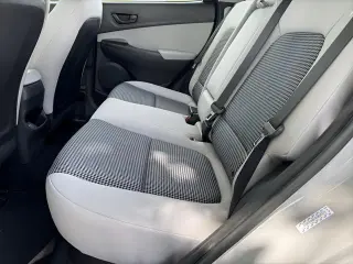 Hyundai KONA 2023 AWD SE 4dr Crossover