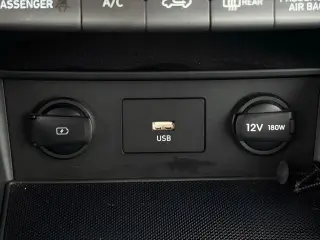Hyundai KONA 2023 AWD SE 4dr Crossover
