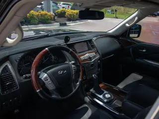 INFINITI QX80 2019 Luxe 4dr SUV