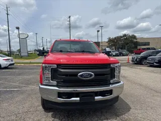 Ford F-350 Super Duty 2019 4x4 XL 2dr Regular Cab 8 ft. LB SRW Pickup