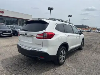Subaru Ascent 2022 AWD Premium 8-Passenger 4dr SUV