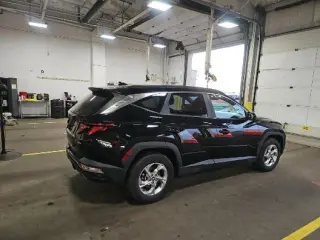 Hyundai TUCSON 2024 AWD SEL 4dr SUV (midyear release)