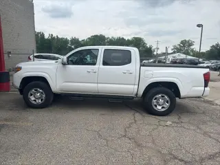 Toyota Tacoma 2021 4x4 SR V6 4dr Double Cab 5.0 ft SB