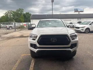 Toyota Tacoma 2021 4x4 SR V6 4dr Double Cab 5.0 ft SB