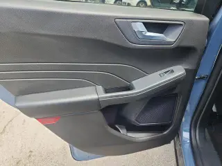 Ford Escape 2024 AWD Platinum 4dr SUV