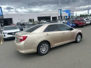 Toyota Camry 2012 SE 4dr Sedan