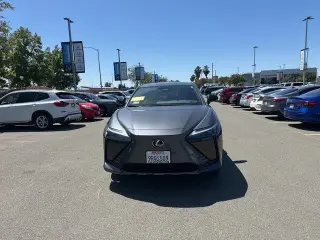 Lexus RZ 300e 2024 Premium 4dr Crossover w/18 Inch Wheels