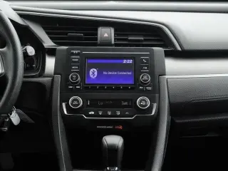 Honda Civic 2018 LX 4dr Sedan CVT