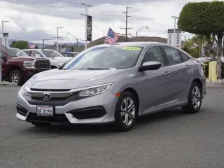 Honda Civic 2018 LX 4dr Sedan CVT