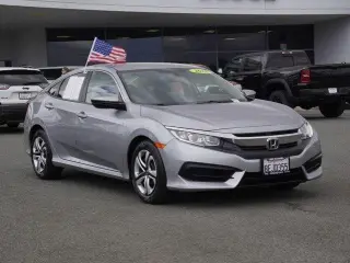 Honda Civic 2018 LX 4dr Sedan CVT