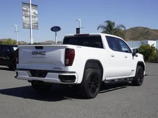 GMC Sierra 1500 2023 4x4 Elevation 4dr Crew Cab 5.8 ft. SB
