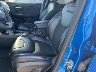Jeep Cherokee 2022 4x4 Trailhawk 4dr SUV