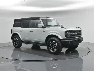 Ford Bronco 2023 4x4 Base Advanced 4dr SUV