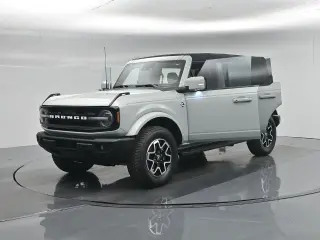 Ford Bronco 2023 4x4 Base Advanced 4dr SUV