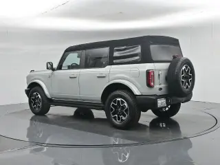 Ford Bronco 2023 4x4 Base Advanced 4dr SUV
