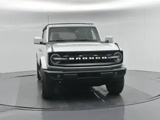 Ford Bronco 2023 4x4 Base Advanced 4dr SUV