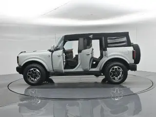 Ford Bronco 2023 4x4 Base Advanced 4dr SUV