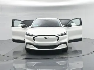 Ford Mustang Mach-E 2024 Select 4dr SUV