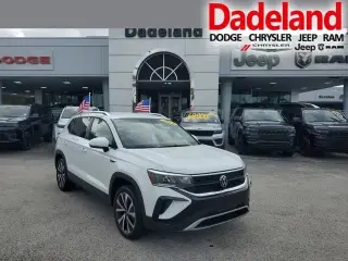 Volkswagen Taos 2024 SE 4dr SUV
