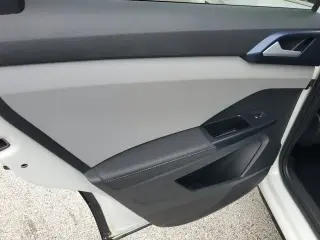 Volkswagen Taos 2024 SE 4dr SUV