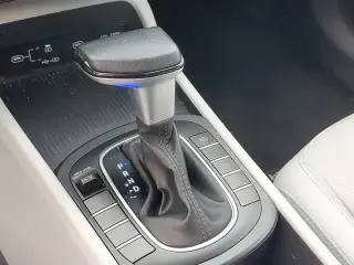 Hyundai KONA 2024 SEL 4dr Crossover