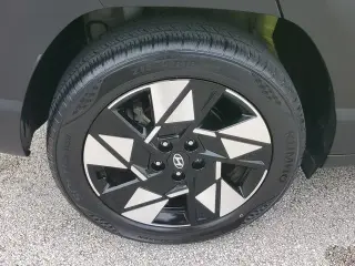 Hyundai KONA 2024 SEL 4dr Crossover